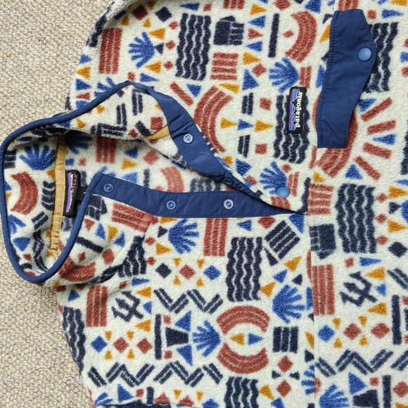 Patagonia Snap-T Synchilla fleece pullover sweater in Protected Peaks: Oatmeal S - Picture 3 of 9